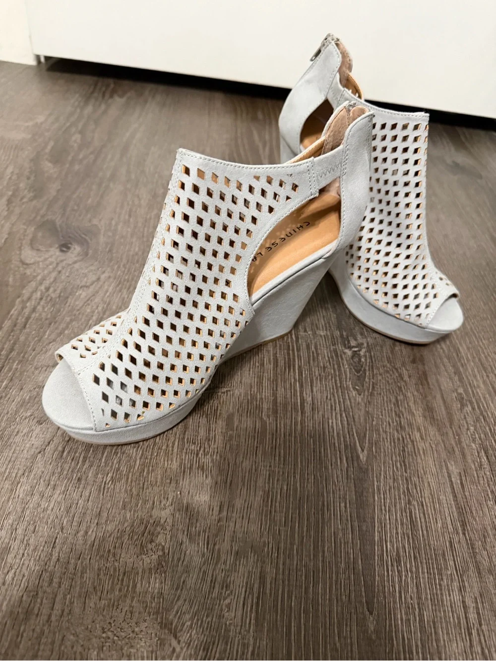 Chase + Chloe Gray Perforated Peep-Toe Wedge Sandals size 8